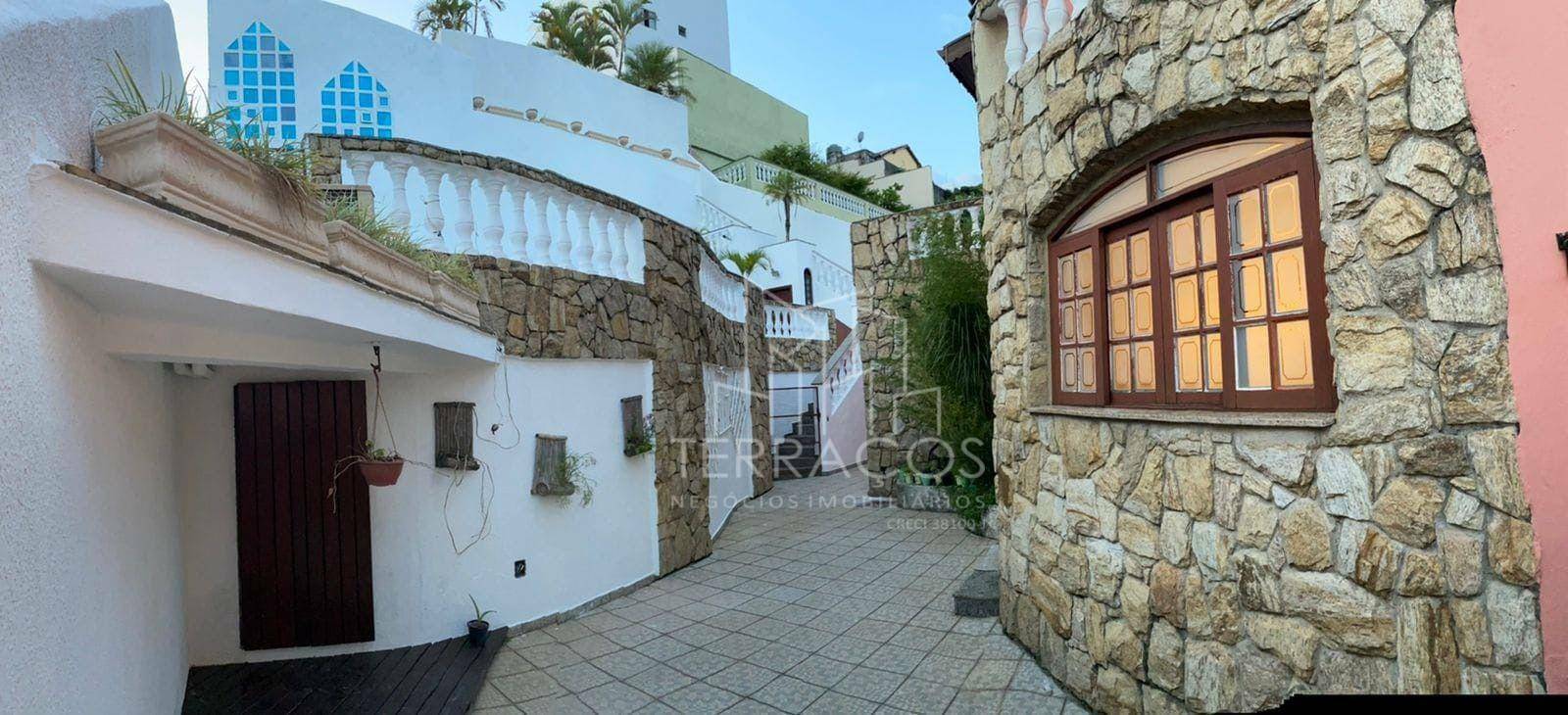 Casa à venda e aluguel com 4 quartos, 362m² - Foto 27