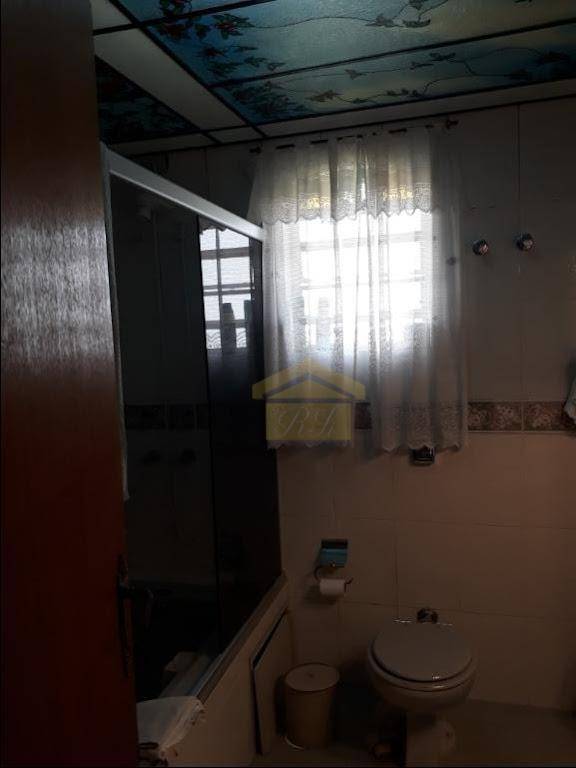 Sobrado à venda com 3 quartos, 250m² - Foto 25