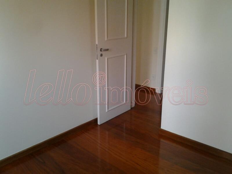 Apartamento para alugar com 2 quartos, 96m² - Foto 8