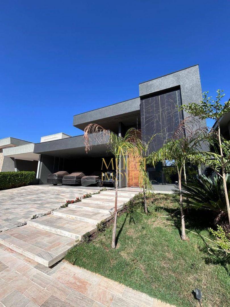 Casa de Condomínio à venda com 4 quartos, 300m² - Foto 1