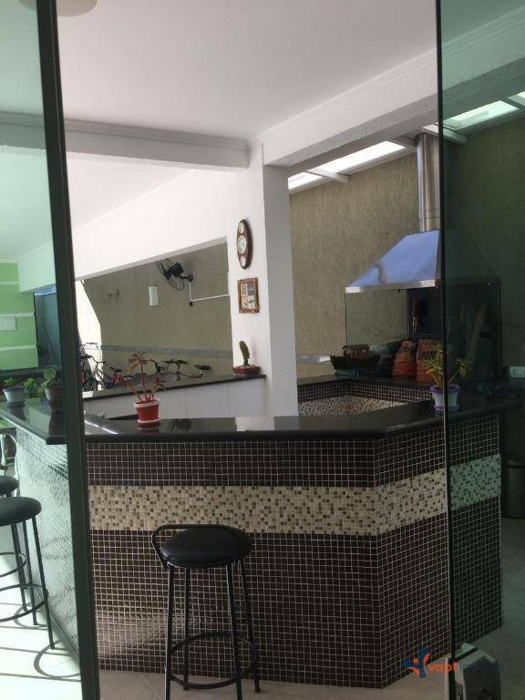 Casa de Condomínio à venda com 4 quartos, 227m² - Foto 3