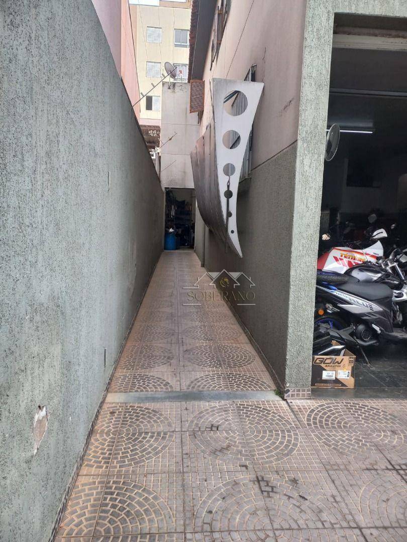 Sobrado à venda com 3 quartos, 326m² - Foto 23