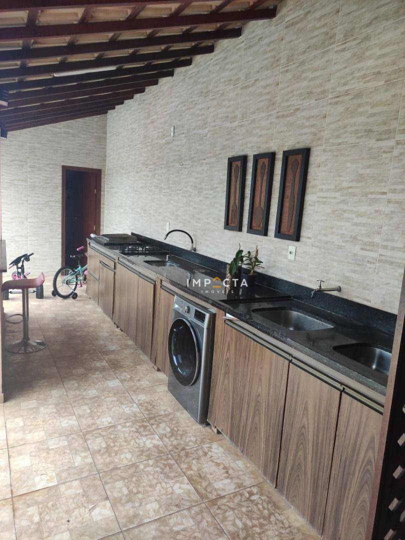 Chácara para alugar com 3 quartos, 250m² - Foto 16