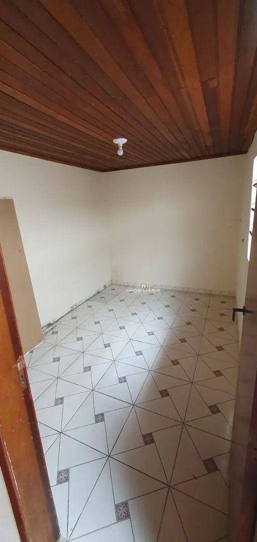 Casa à venda com 2 quartos, 200m² - Foto 10