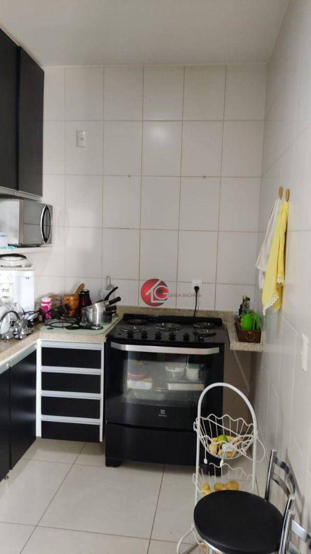 Cobertura à venda com 3 quartos, 120m² - Foto 2