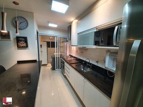 Apartamento à venda com 3 quartos, 92m² - Foto 3