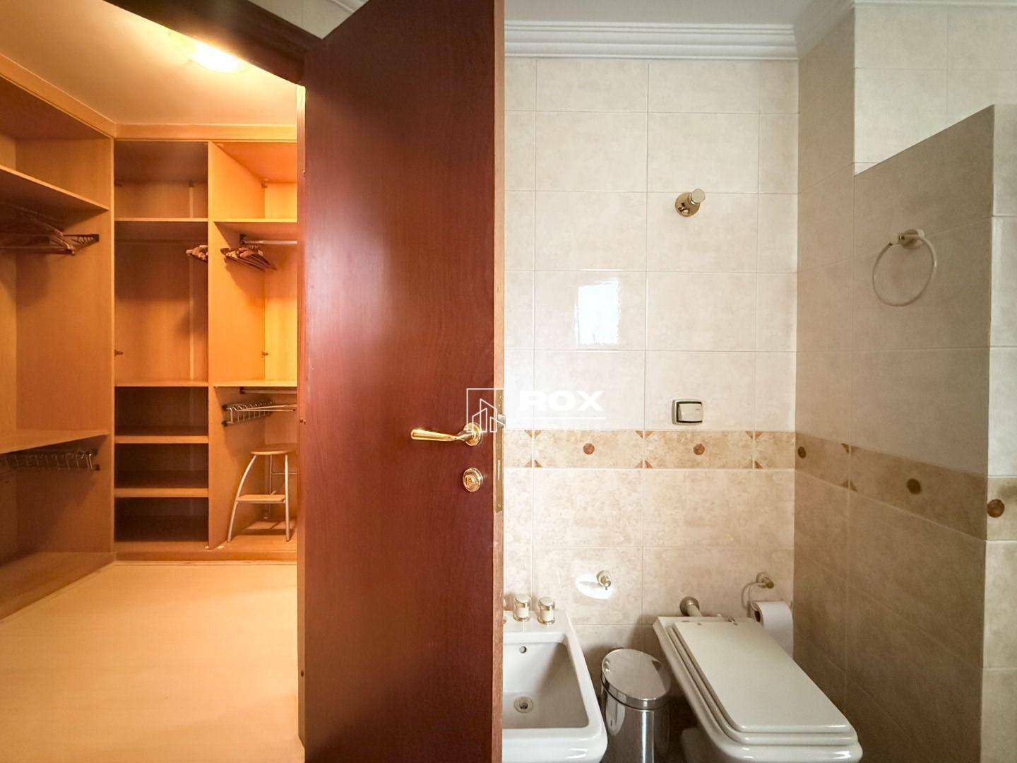 Apartamento para alugar com 3 quartos, 178m² - Foto 37