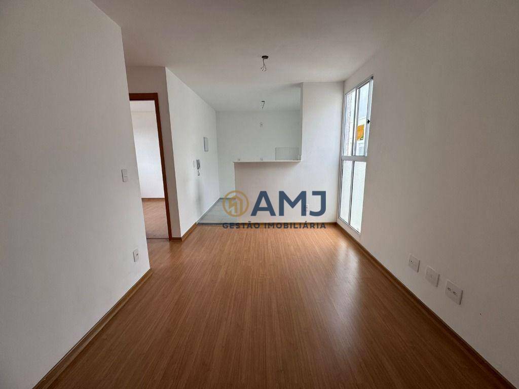 Apartamento à venda com 2 quartos, 40m² - Foto 2