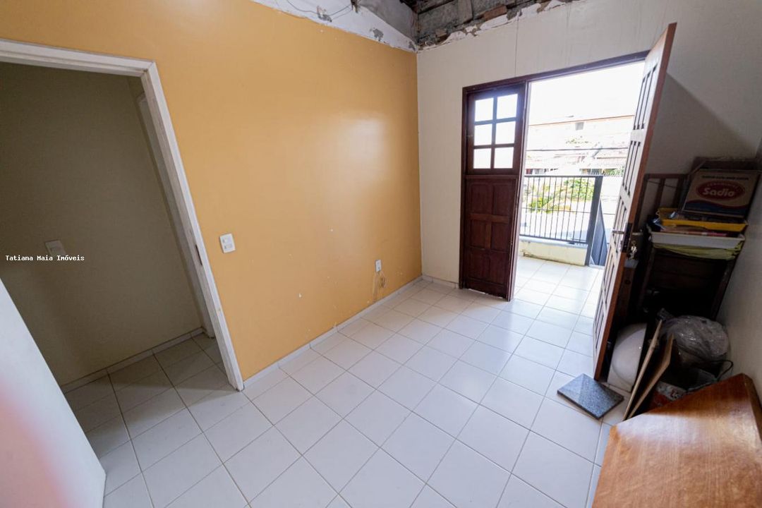 Casa à venda com 6 quartos, 300m² - Foto 9