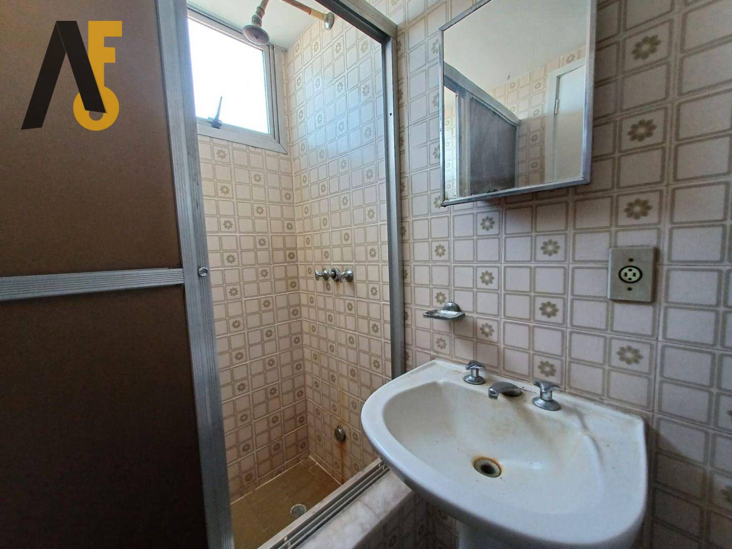 Apartamento à venda com 2 quartos, 85m² - Foto 19