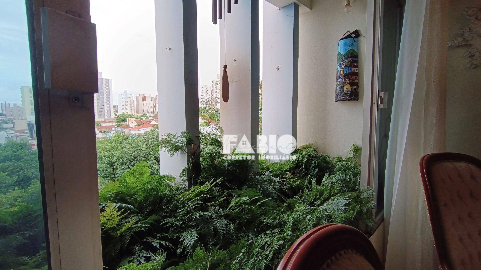 Apartamento à venda com 4 quartos, 167m² - Foto 8