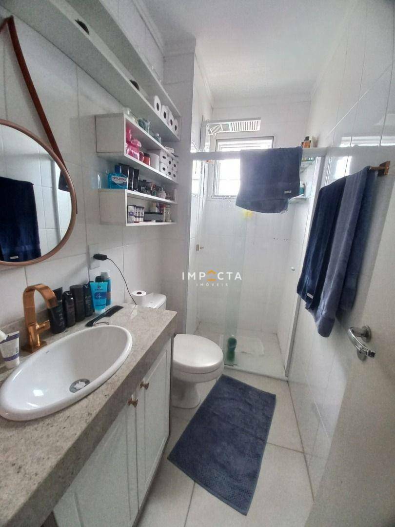 Apartamento à venda com 2 quartos, 65m² - Foto 17