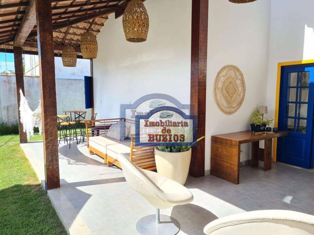 Casa de Condomínio para alugar com 5 quartos, 270m² - Foto 23