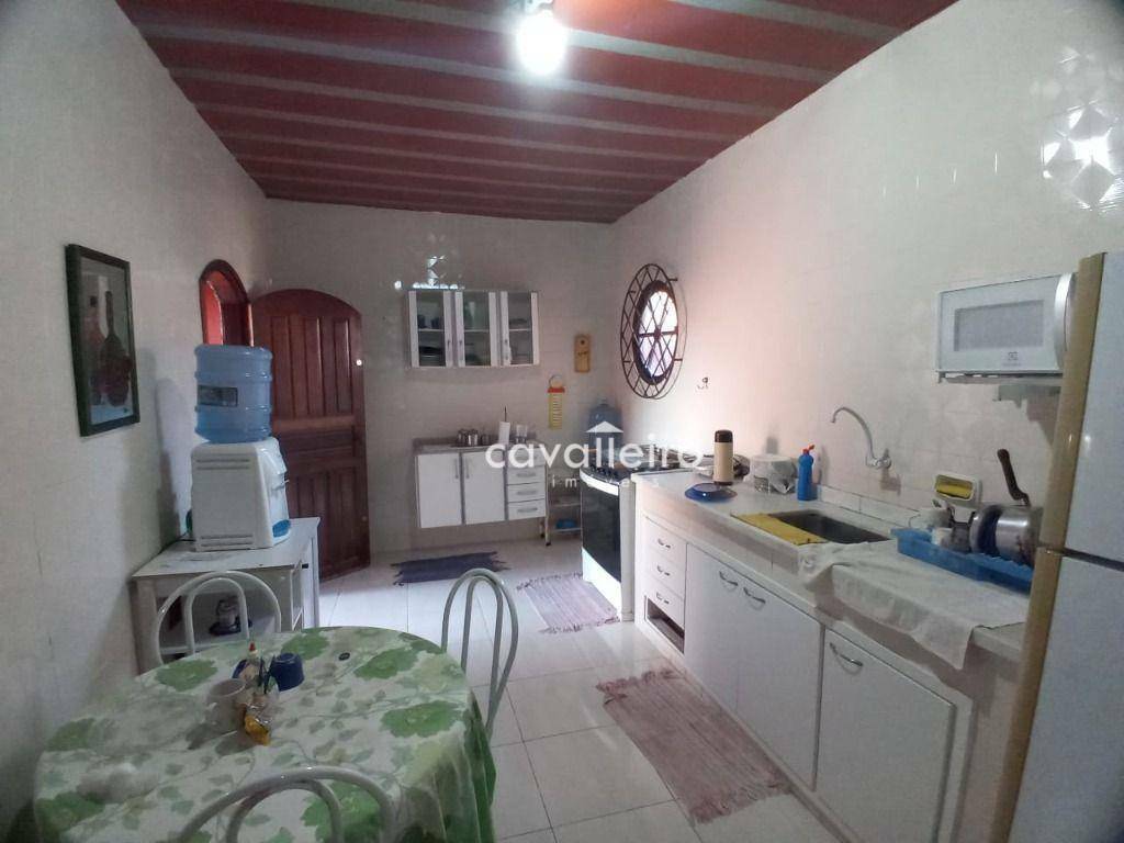 Casa à venda com 3 quartos, 142m² - Foto 27