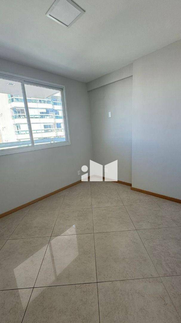 Cobertura à venda com 4 quartos, 218m² - Foto 14