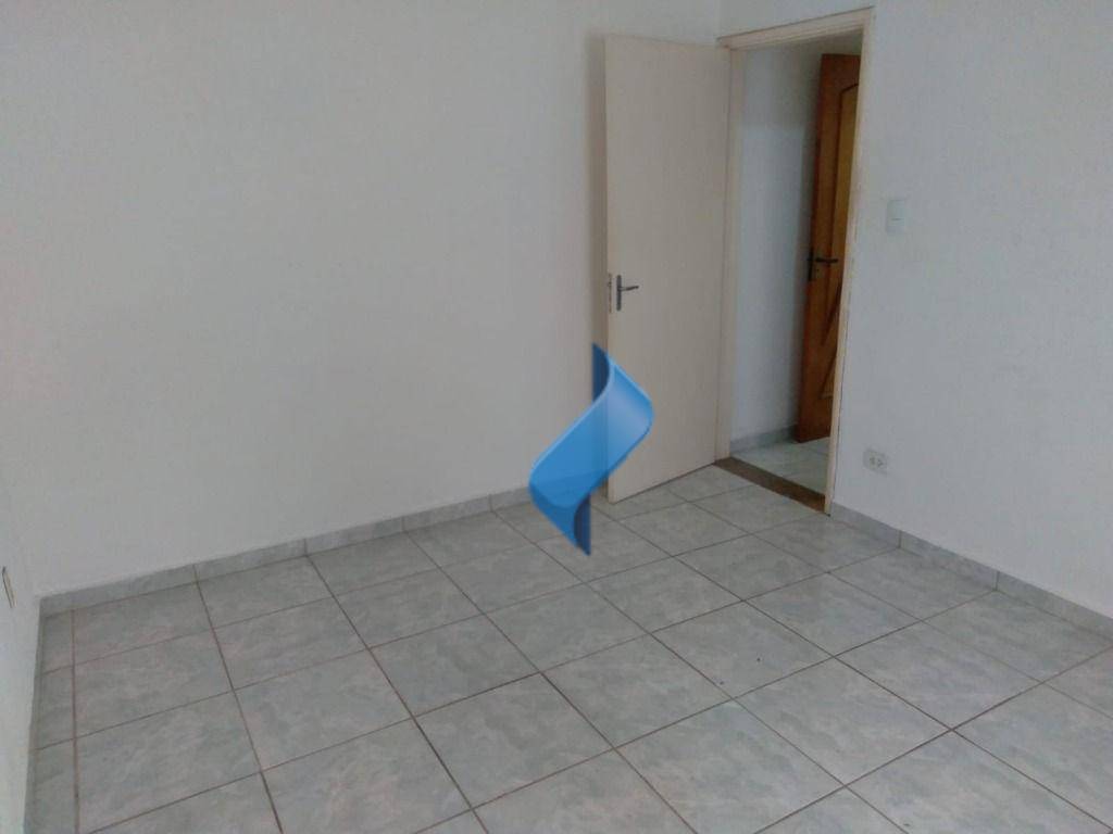 Casa para alugar com 3 quartos, 140m² - Foto 11