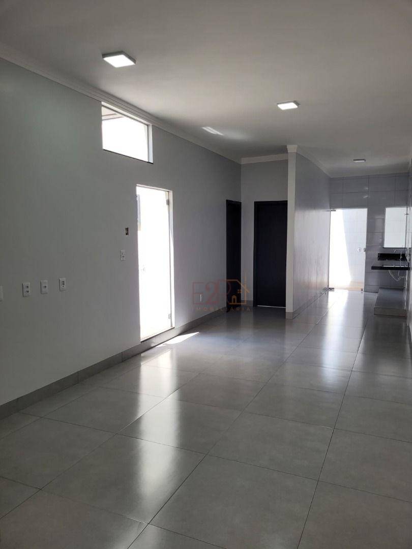 Casa à venda com 2 quartos, 89m² - Foto 3