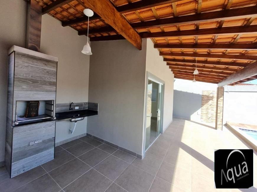 Casa à venda com 3 quartos, 250m² - Foto 8