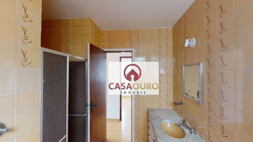 Apartamento à venda com 4 quartos, 140m² - Foto 11