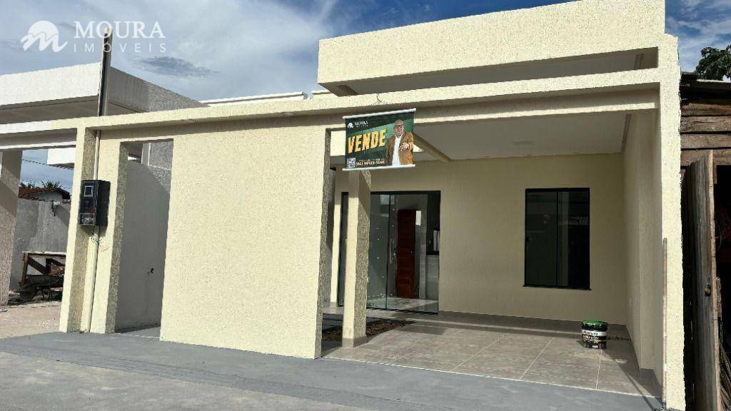 Casa à venda com 3 quartos, 104m² - Foto 1