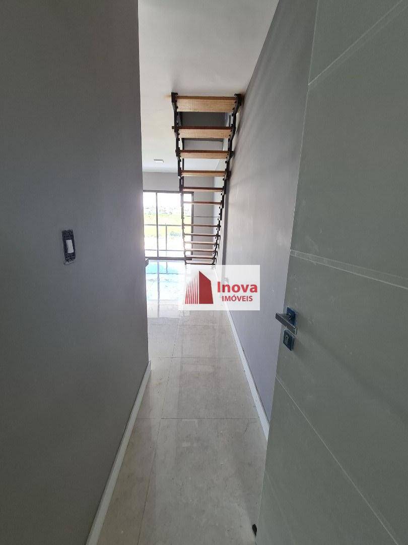 Cobertura à venda com 3 quartos, 187m² - Foto 2