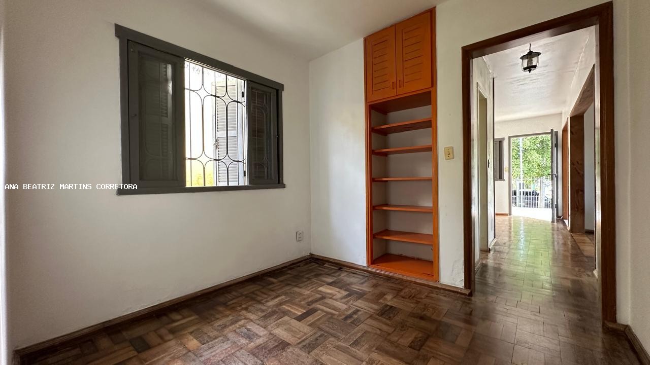 Casa para alugar com 2 quartos, 300m² - Foto 16