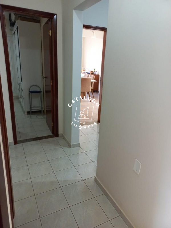 Casa à venda com 4 quartos, 250m² - Foto 6