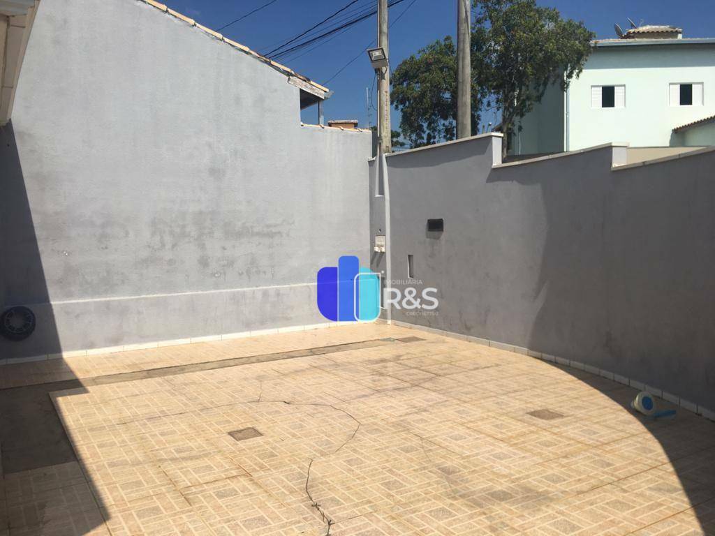 Casa à venda com 3 quartos, 153m² - Foto 2