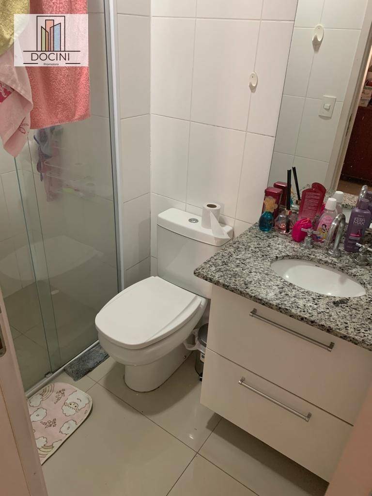 Apartamento à venda com 2 quartos, 63m² - Foto 3