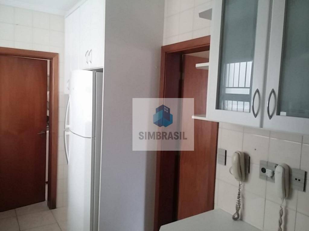 Apartamento à venda com 3 quartos, 143m² - Foto 10