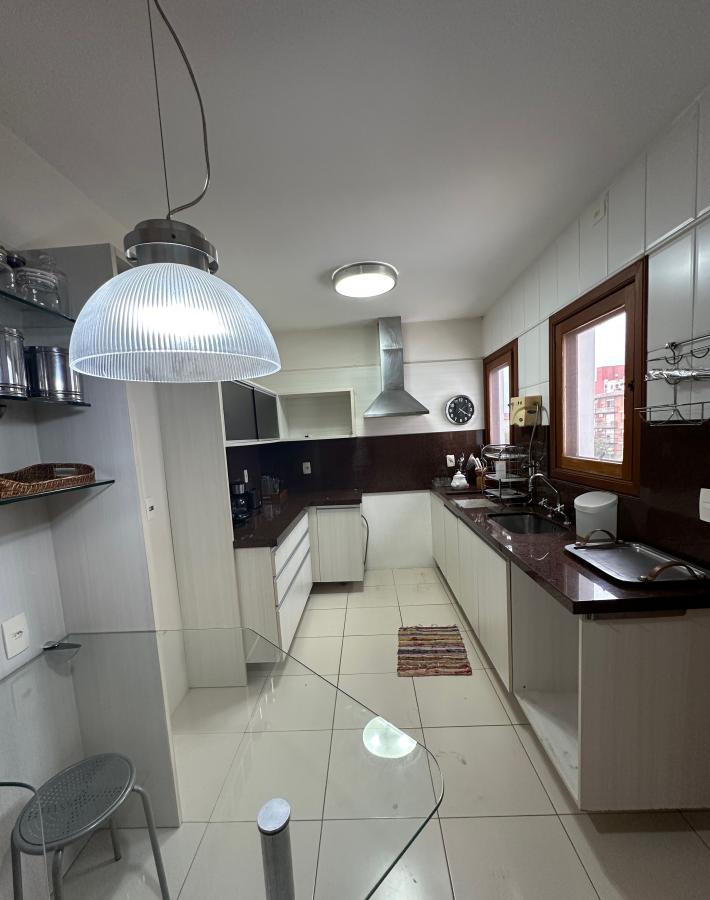 Apartamento à venda com 3 quartos, 137m² - Foto 9