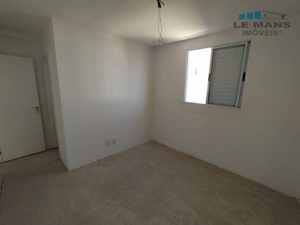 Apartamento à venda com 3 quartos, 75m² - Foto 19