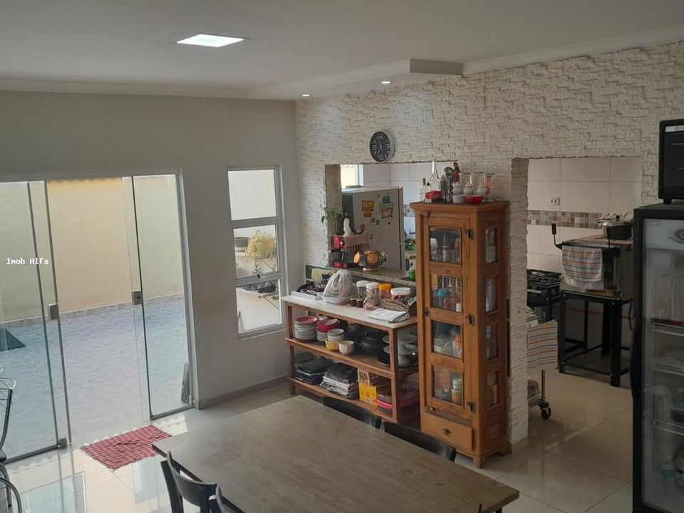 Casa à venda com 3 quartos, 173m² - Foto 10