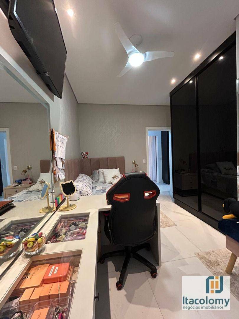 Casa de Condomínio à venda com 3 quartos, 220m² - Foto 15
