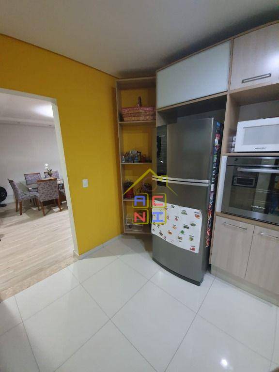 Casa de Condomínio à venda com 3 quartos, 180m² - Foto 8