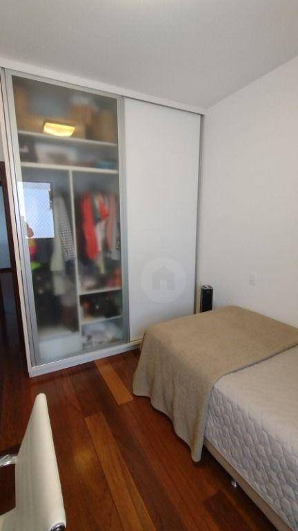 Apartamento à venda com 3 quartos, 170m² - Foto 3