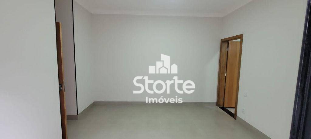 Casa à venda com 3 quartos, 150m² - Foto 16