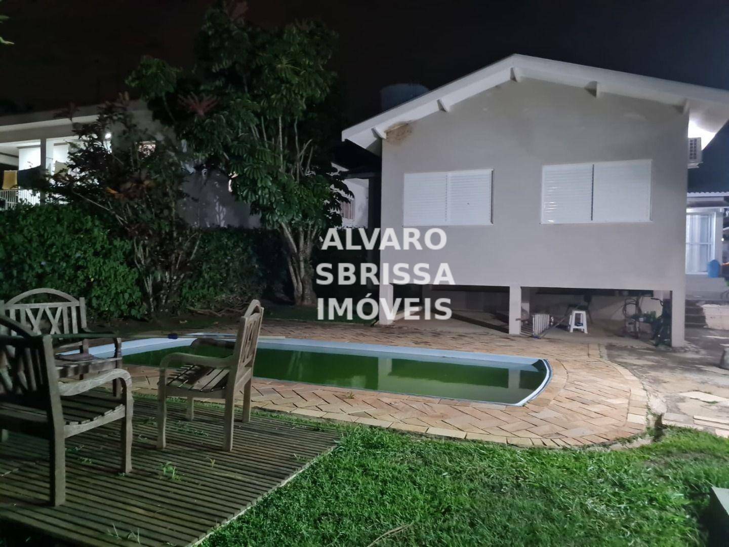 Casa de Condomínio à venda com 2 quartos, 300m² - Foto 4