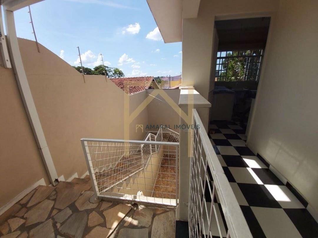 Casa à venda com 3 quartos, 234m² - Foto 30