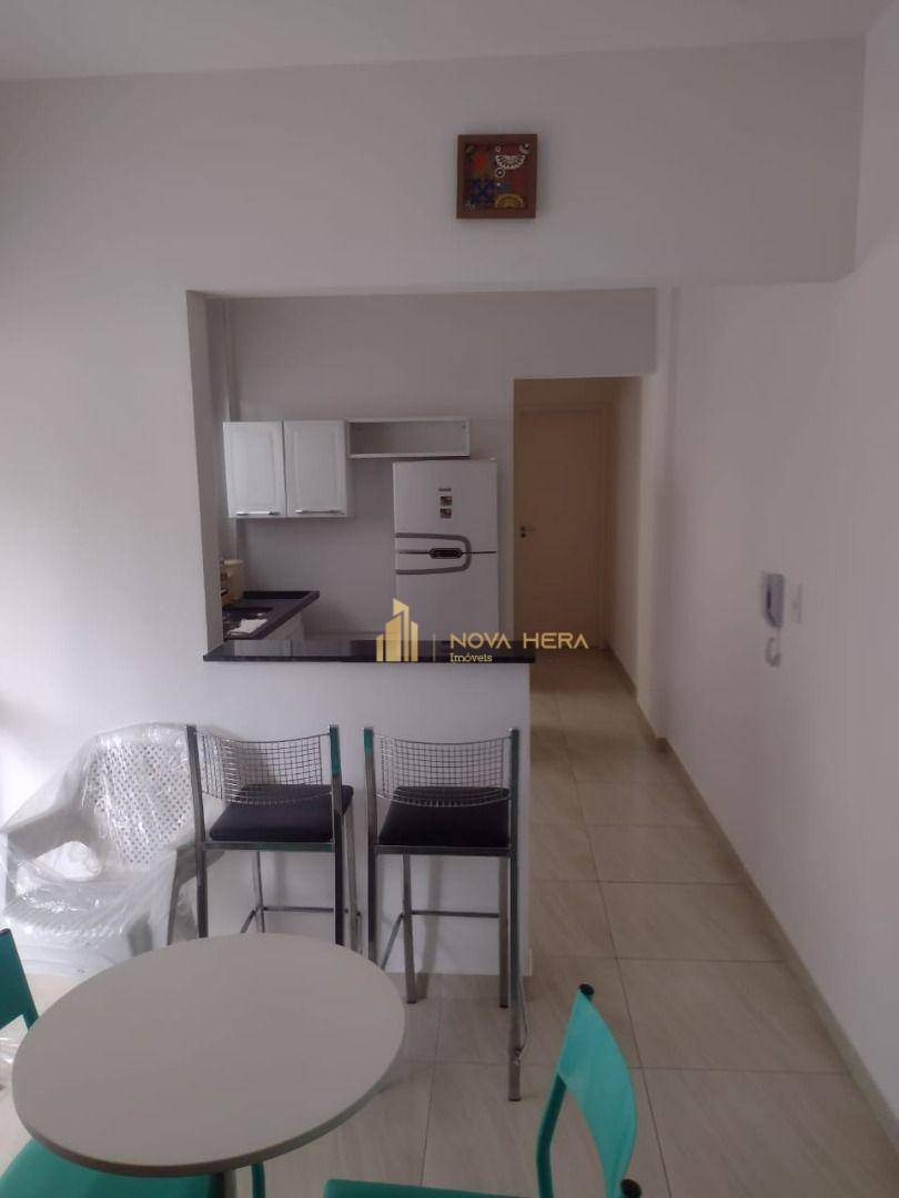 Apartamento à venda com 1 quarto, 47m² - Foto 2