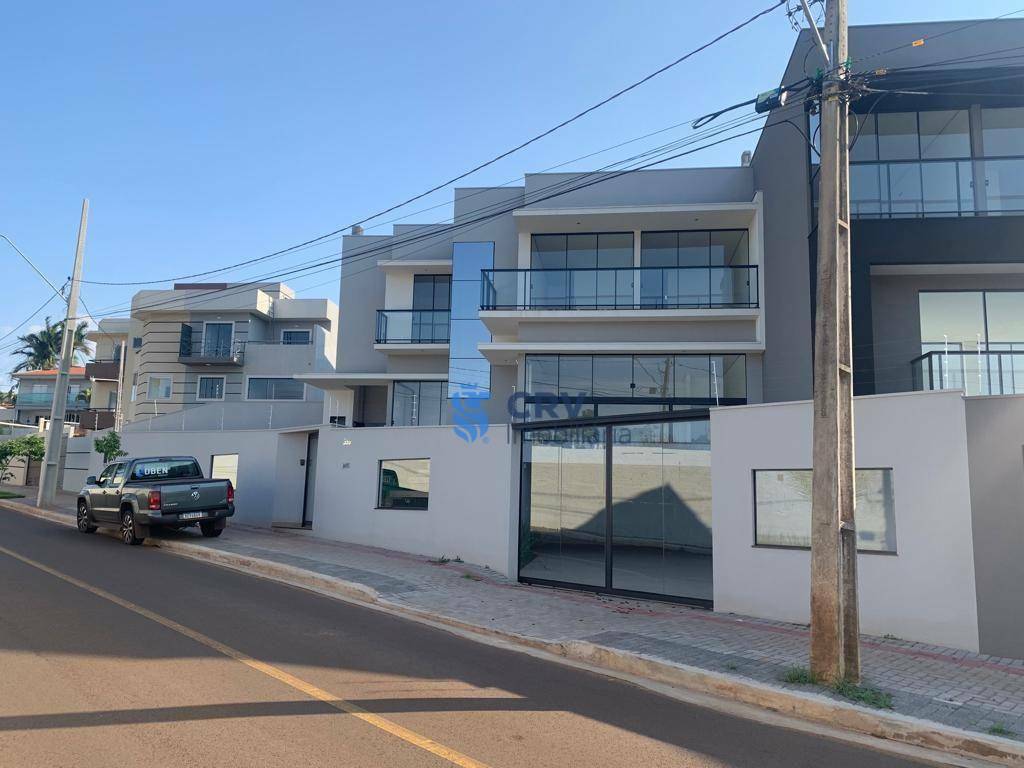 Sobrado à venda com 3 quartos, 203m² - Foto 1