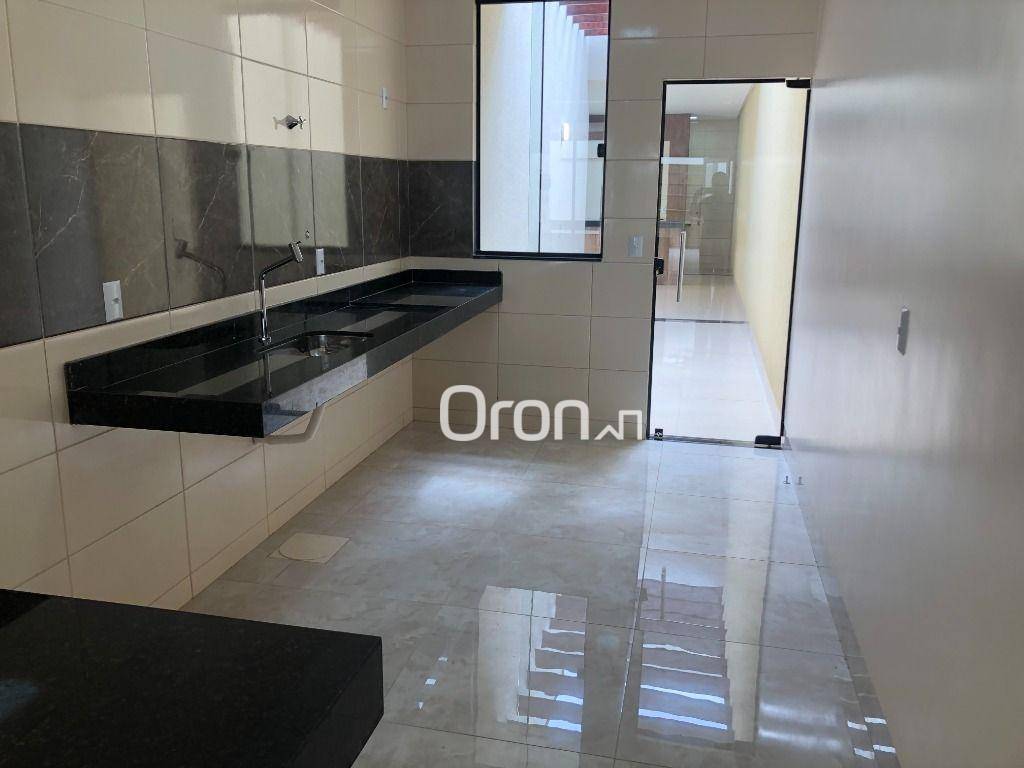 Casa à venda com 3 quartos, 146m² - Foto 3