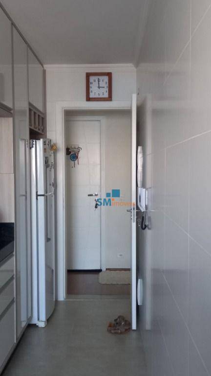 Apartamento à venda com 3 quartos, 67m² - Foto 3