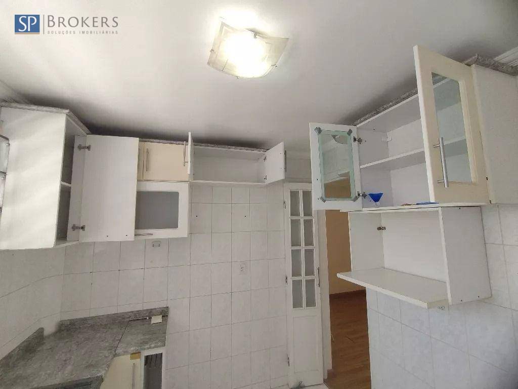 Apartamento à venda com 3 quartos, 68m² - Foto 2