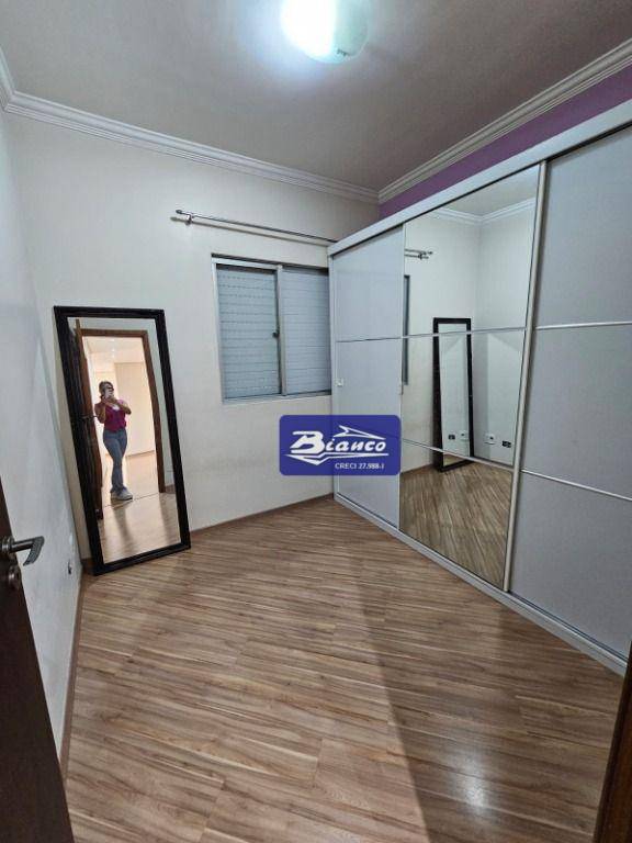 Apartamento à venda com 3 quartos, 75m² - Foto 5