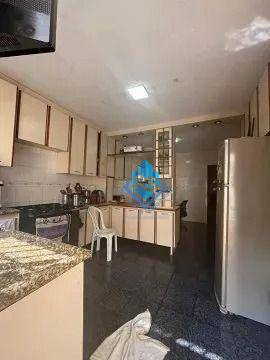 Sobrado à venda com 3 quartos, 220m² - Foto 10