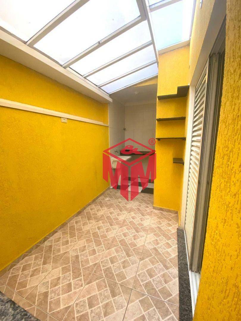 Apartamento à venda com 2 quartos, 40m² - Foto 7