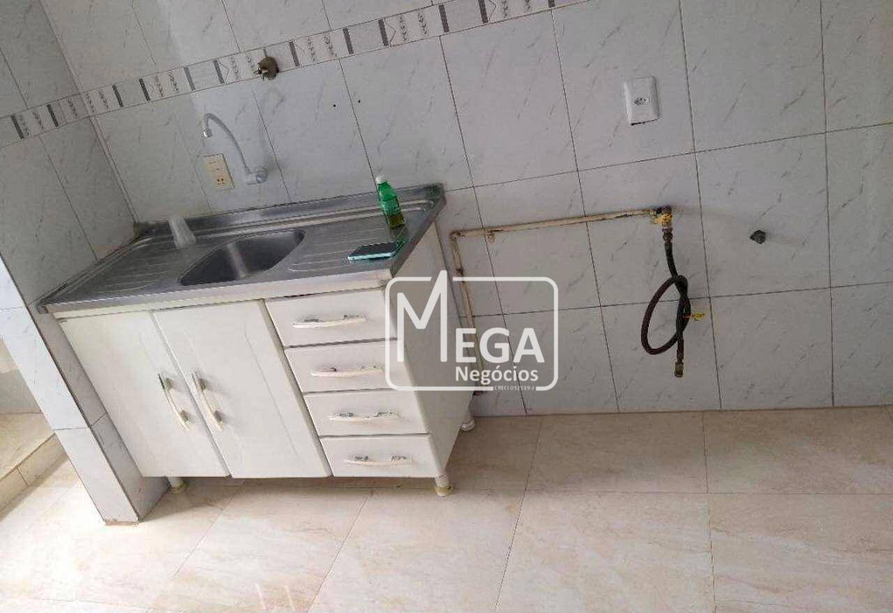 Apartamento à venda com 2 quartos, 50m² - Foto 2