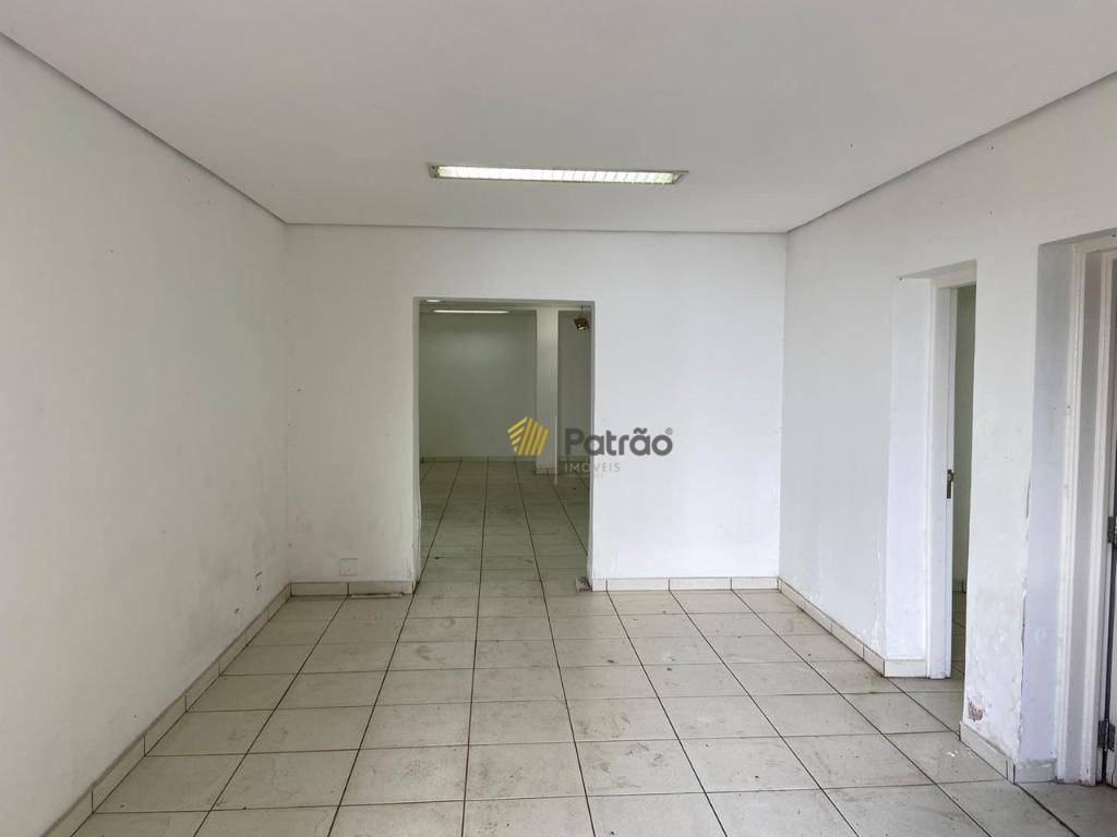 Casa para alugar com 12 quartos, 544m² - Foto 44