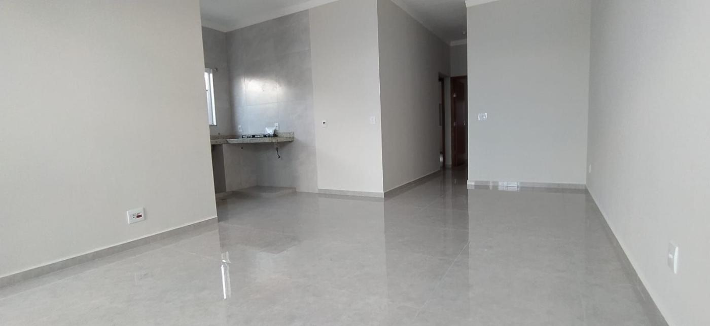 Casa à venda com 3 quartos, 77m² - Foto 5